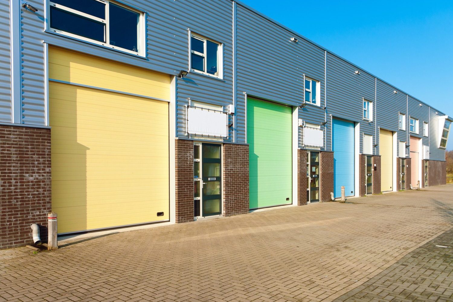 how-businesses-can-use-a-self-storage-unit How businesses can use a self storage unit and other tips from Vault Storage